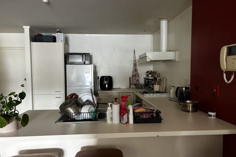 Photo of property in Grosvenor Cl, 19/6 Brown Street, Mount Cook, Wellington, 6021