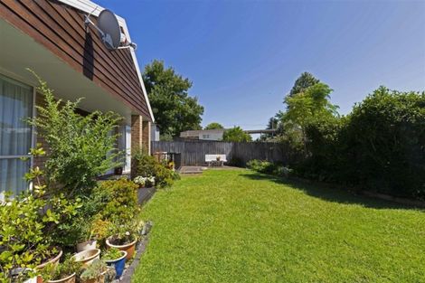 Photo of property in 12 Martin Jugum Lane, Ranui, Auckland, 0612