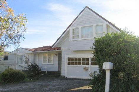 Photo of property in 1 Luff Place, Whitby, Porirua, 5024