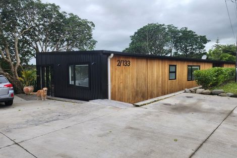 Photo of property in 2 Wairau Road, Oakura, 4374