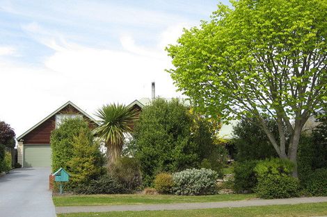 Photo of property in 7 Milesbrook Close, Rangiora, 7400