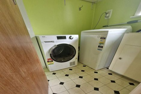 Photo of property in 15 Cook Street, Karori, Wellington, 6012