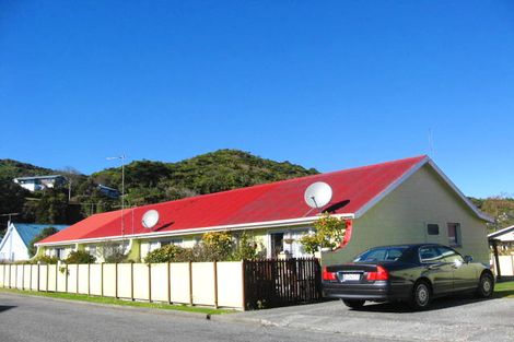 Photo of property in 6 Ngarimu Street, Greymouth, 7805