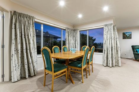 Photo of property in 19 Tongariro Drive, Aotea, Porirua, 5024