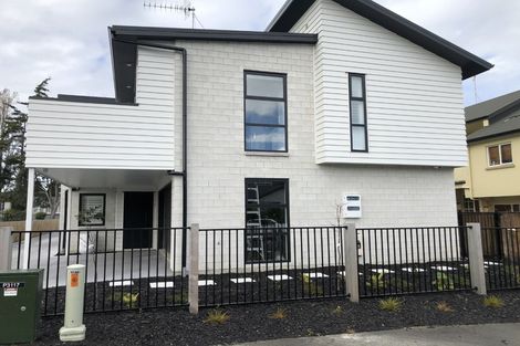Photo of property in 13u1 Manning Street, Hamilton Central, Hamilton, 3204
