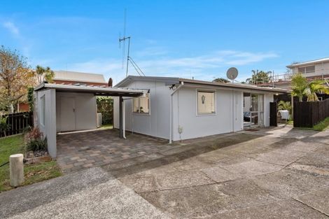 Photo of property in 103a Simpson Road, Papamoa Beach, Papamoa, 3118