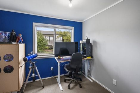 Photo of property in 56 Shepherd Road, Waipahihi, Taupo, 3330