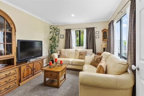 Photo of property in 4 Pilot Lane, Whitby, Porirua, 5024