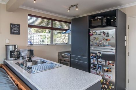 Photo of property in 169 Broderick Road, Johnsonville, Wellington, 6037