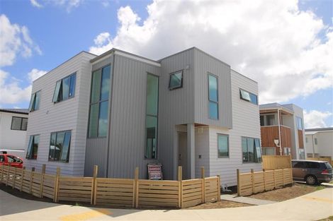 Photo of property in 20 Lockheed Street, Hobsonville, Auckland, 0618