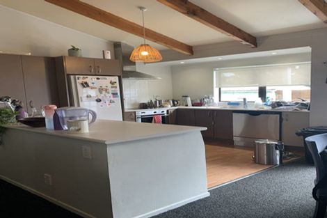 Photo of property in 7 Vera Road, Te Atatu South, Auckland, 0610