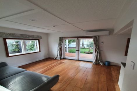 Photo of property in 41 Taupaki Road, Taupaki, Henderson, 0782