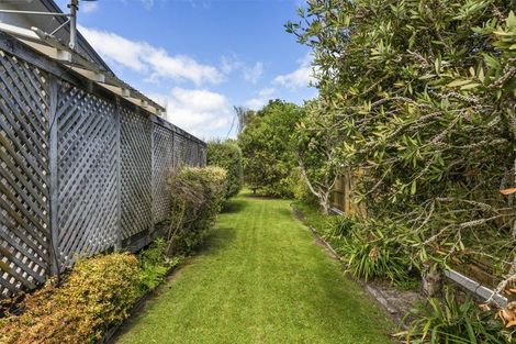 Photo of property in 6 Cousins Avenue East, Foxton Beach, Foxton, 4815