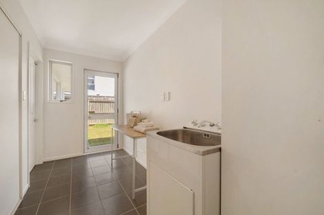 Photo of property in 6 Creedon Glen, Casebrook, Christchurch, 8051