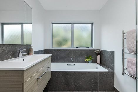 Photo of property in 36b Orkney Road, Mount Maunganui, 3116