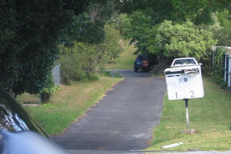 Photo of property in 2/29 Camelot Place, Glenfield, Auckland, 0629