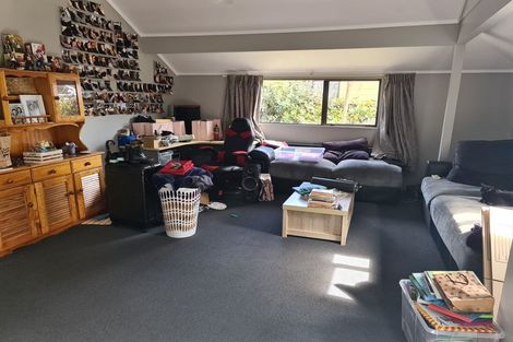 Photo of property in 17 Kentucky Crescent, Nawton, Hamilton, 3200