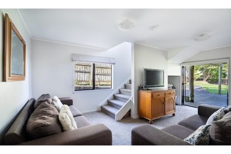 Photo of property in 121 Astley Avenue, New Lynn, Auckland, 0600