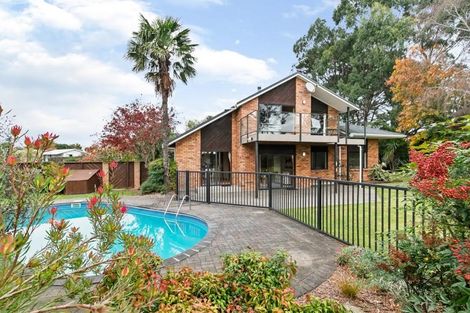 Photo of property in 5 Godwit Place, Waiuku, 2123