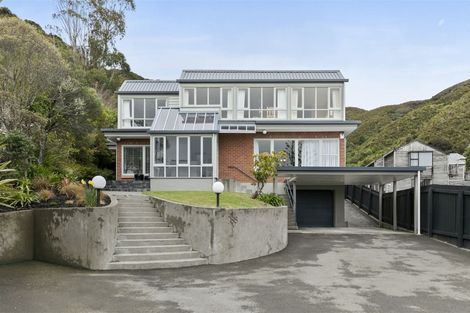 Photo of property in 88 Norton Park Grove, Waterloo, Lower Hutt, 5011