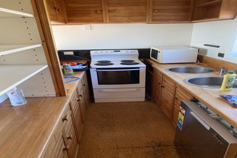 Photo of property in 10/2f Oriental Terrace, Mount Victoria, Wellington, 6011