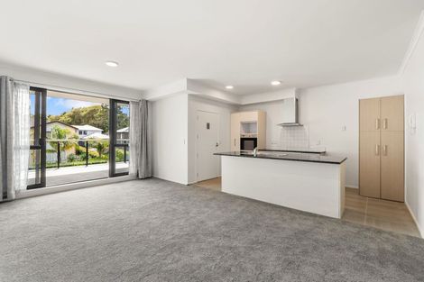 Photo of property in 16/11 Carlos Drive, Flat Bush, Auckland, 2016