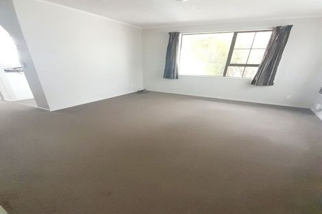 Photo of property in 67b Thurleigh Grove, Karori, Wellington, 6012