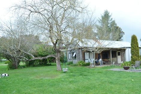 Photo of property in 2966 State Highway 2, Waipukurau, 4281