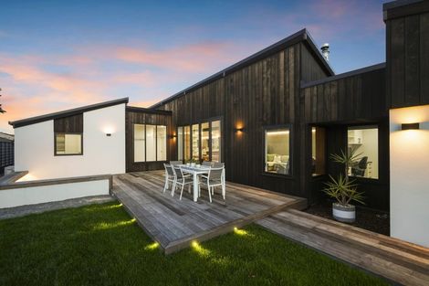 Photo of property in 19 Dunbarton Street, Redwood, Christchurch, 8051