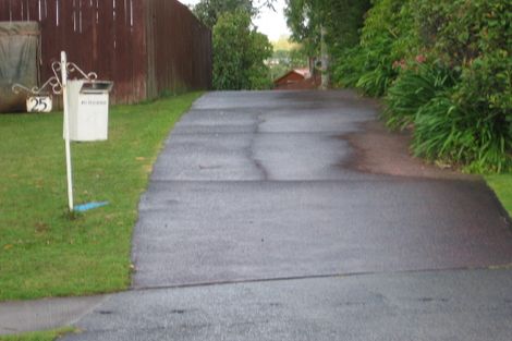 Photo of property in 25 Serrita Avenue, Sunnyhills, Auckland, 2010