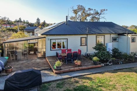 Photo of property in 15a Ruataniwha Street, Waipawa, 4210