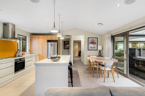 Photo of property in 6 Evening Star Road, Arthurs Point, Queenstown, 9371