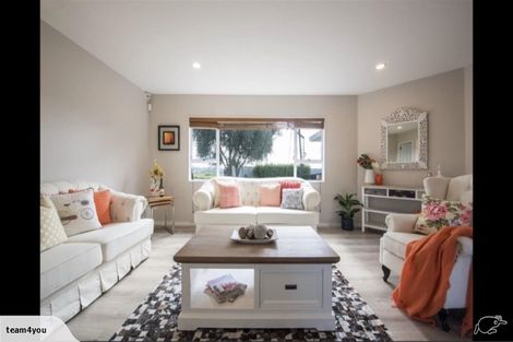 Photo of property in 313 Hobsonville Road, Hobsonville, Auckland, 0618