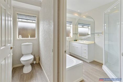 Photo of property in 4b Stewart Gibson Place, Manurewa, Auckland, 2105