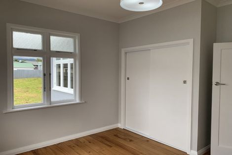 Photo of property in 74 Queenwood Road, Levin, 5510