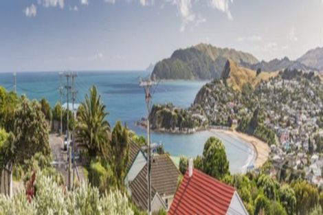 Photo of property in 37 Pikarere Street, Titahi Bay, Porirua, 5022