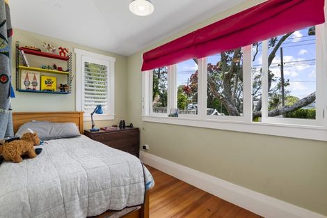 Photo of property in 40 Ngataringa Road, Devonport, Auckland, 0624