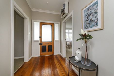 Photo of property in 19 Giesen Road, Feilding, 4702