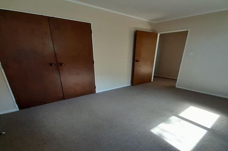 Photo of property in 25 Hartford Crescent, Totara Park, Upper Hutt, 5018