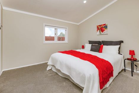 Photo of property in 1/2 Hunua Road, Papakura, 2110