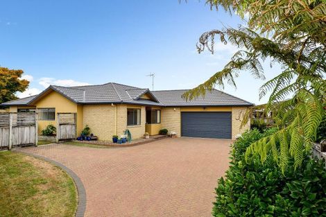 Photo of property in 38 Callum Brae Drive, Rototuna, Hamilton, 3210