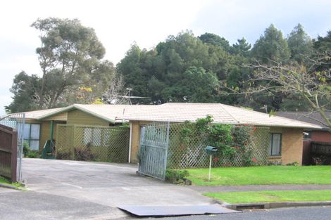 Photo of property in 3/17a Idesia Place, Totara Heights, Auckland, 2105