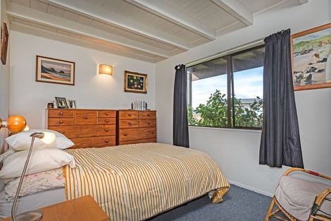 Photo of property in 25 Kauri Place, Tairua, 3508