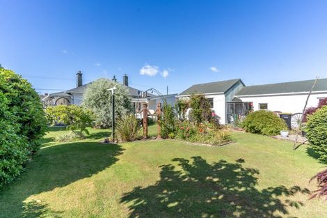 Photo of property in 4 Albert Street, Winton, 9720