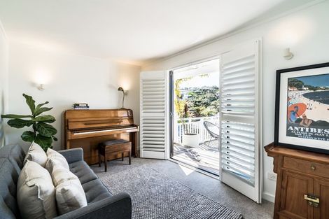 Photo of property in 25 Inkster Street, Birkenhead, Auckland, 0626