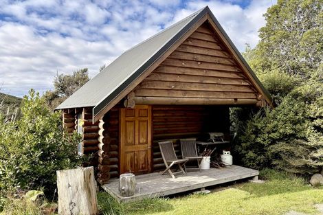 Photo of property in 5 Mount Lyford Avenue, Lyford, Waiau, 7395