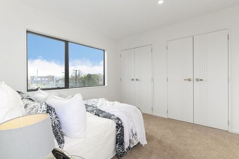 Photo of property in 3/7 Ranui Station Road, Ranui, Auckland, 0612