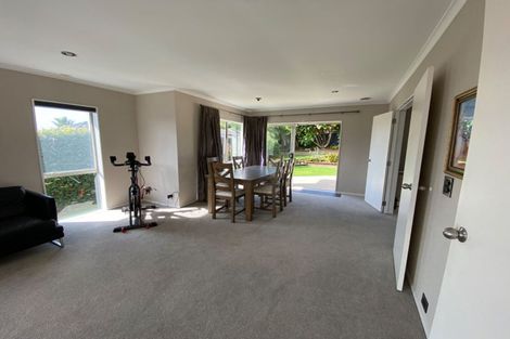 Photo of property in 8 Moycullien Lane, East Tamaki Heights, Auckland, 2016