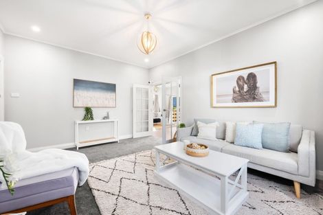 Photo of property in 5 York Street, Moera, Lower Hutt, 5010