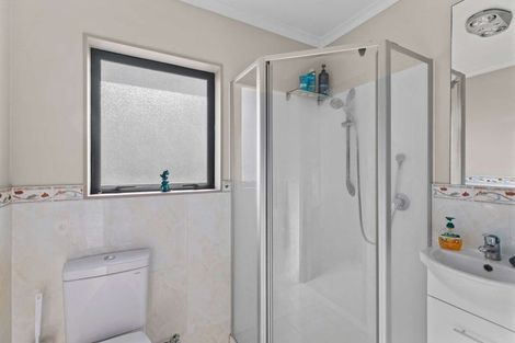 Photo of property in 49g Martyn Street, Waiuku, 2123